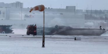 288fb50e-95d9-4bc3-afe2-b9e98e55ff54_original_torontocrash