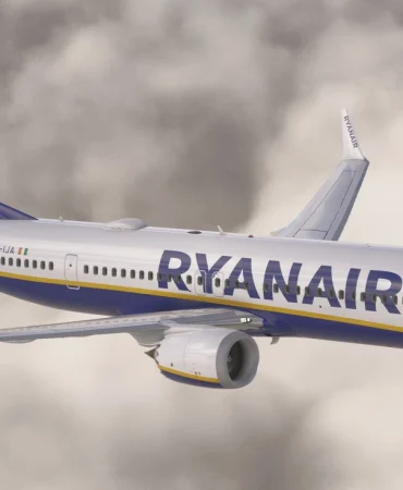 84e6e3ce-7ac5-4898-b32d-0a90507becac_ryanair-ei-ija-asobo-737-8max-8k-352750-1735584061-RZ4mu