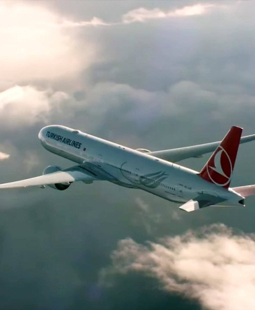 d4125b2e-29dc-4ca6-ac4b-383ee17fa2c5_turkish-airlines-soaring-in-the-sky-43z7bv9xnxiwq9wt-1