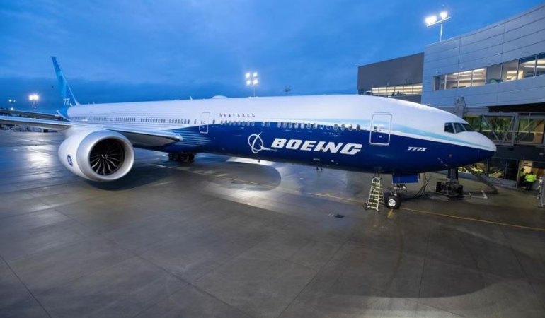 e2d600eb-286c-425b-8cc2-539b574ca556_boeing-777x-1