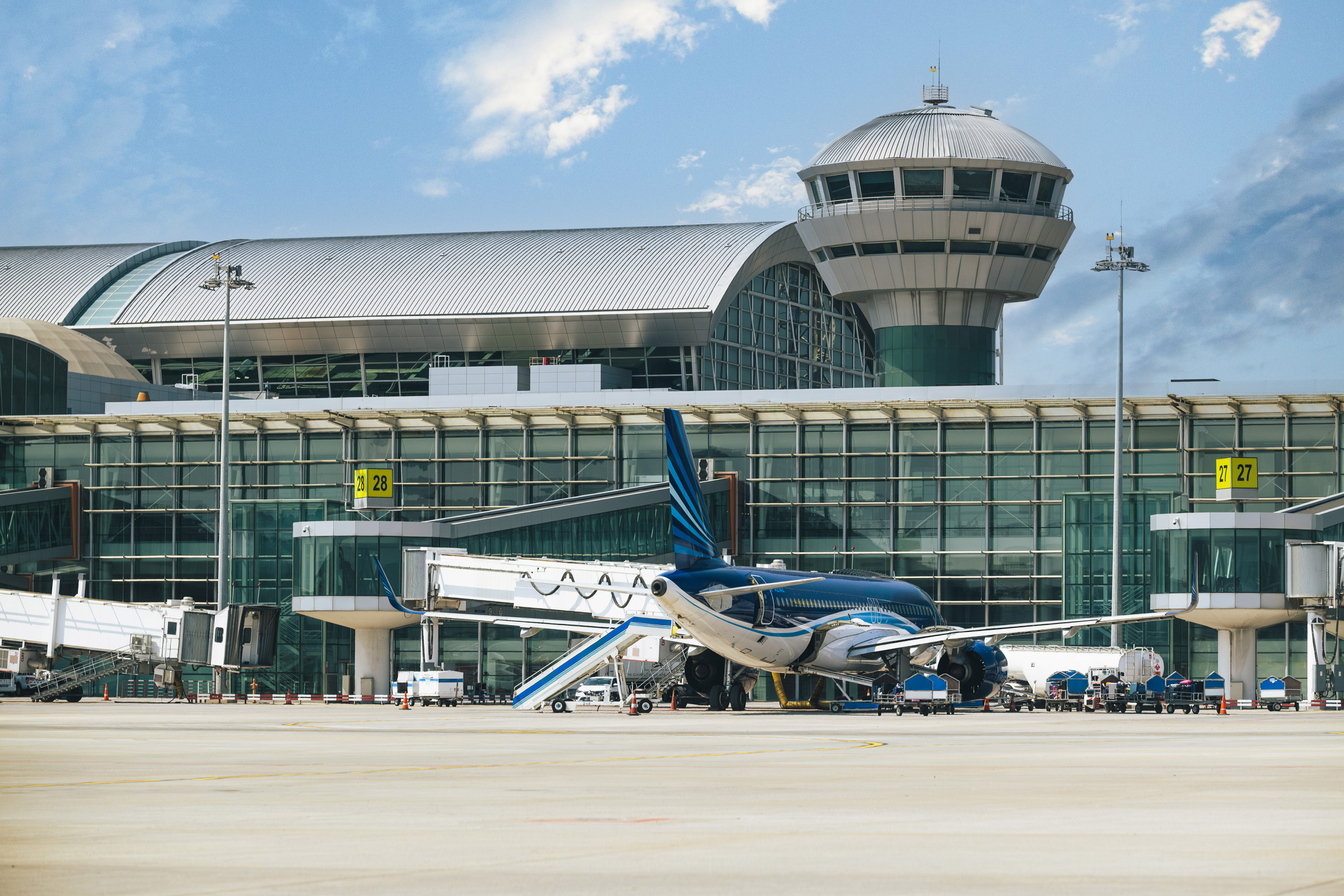 Izmir Airside Plane Tower scaled