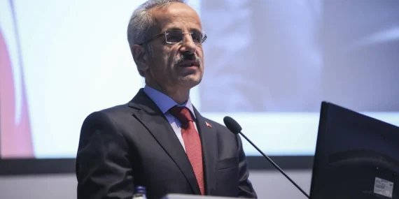 Ulaştırma bakanı Uraloğlu