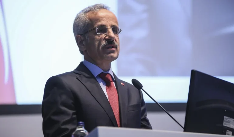 Ulaştırma bakanı Uraloğlu
