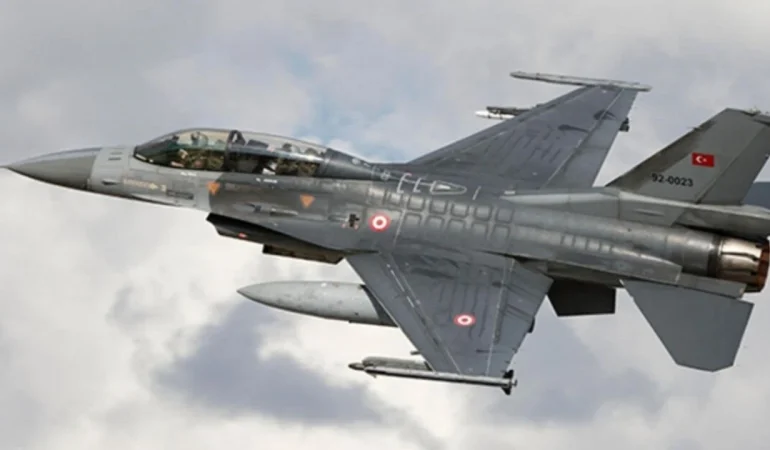 F16
