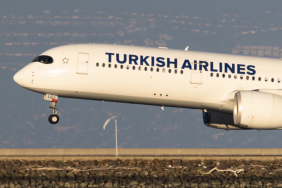 THY İstanbul Los Angeles uçağı Edmonton