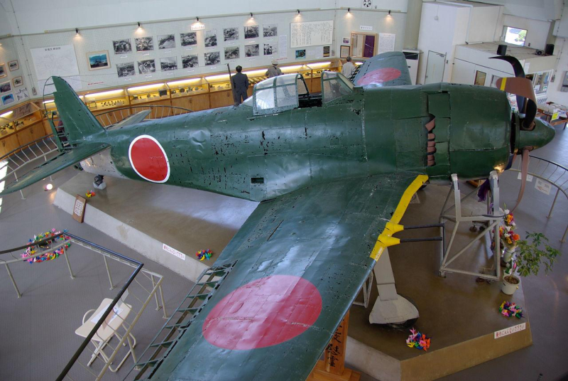 Japonya’da nadir savaş uçağı deniz dibinden 81 yıl sonra çıkarıldı! 1 japon 1 e1775760936297