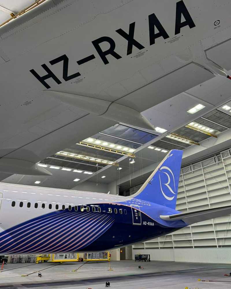 Riyadh Air ilk Boeing 787 Dreamliner uçağını filosuna kattı 2 20260530 223009 e1780169739974