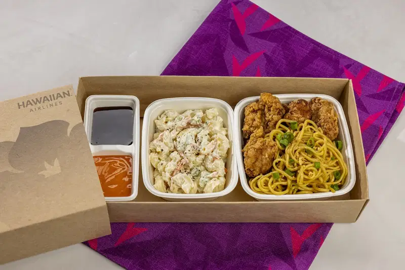 Hawaiian Airlines ekonomi sınıfında ücretsiz yemek uygulamasını kaldırıyor 2 Hawaiian Airlines Meal 3