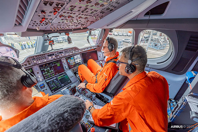 Airbus A350-1000ULR uçağının test uçuşunda 'maket mankenler' kullanıldı 1 260611 A350KULR qfa 01 640
