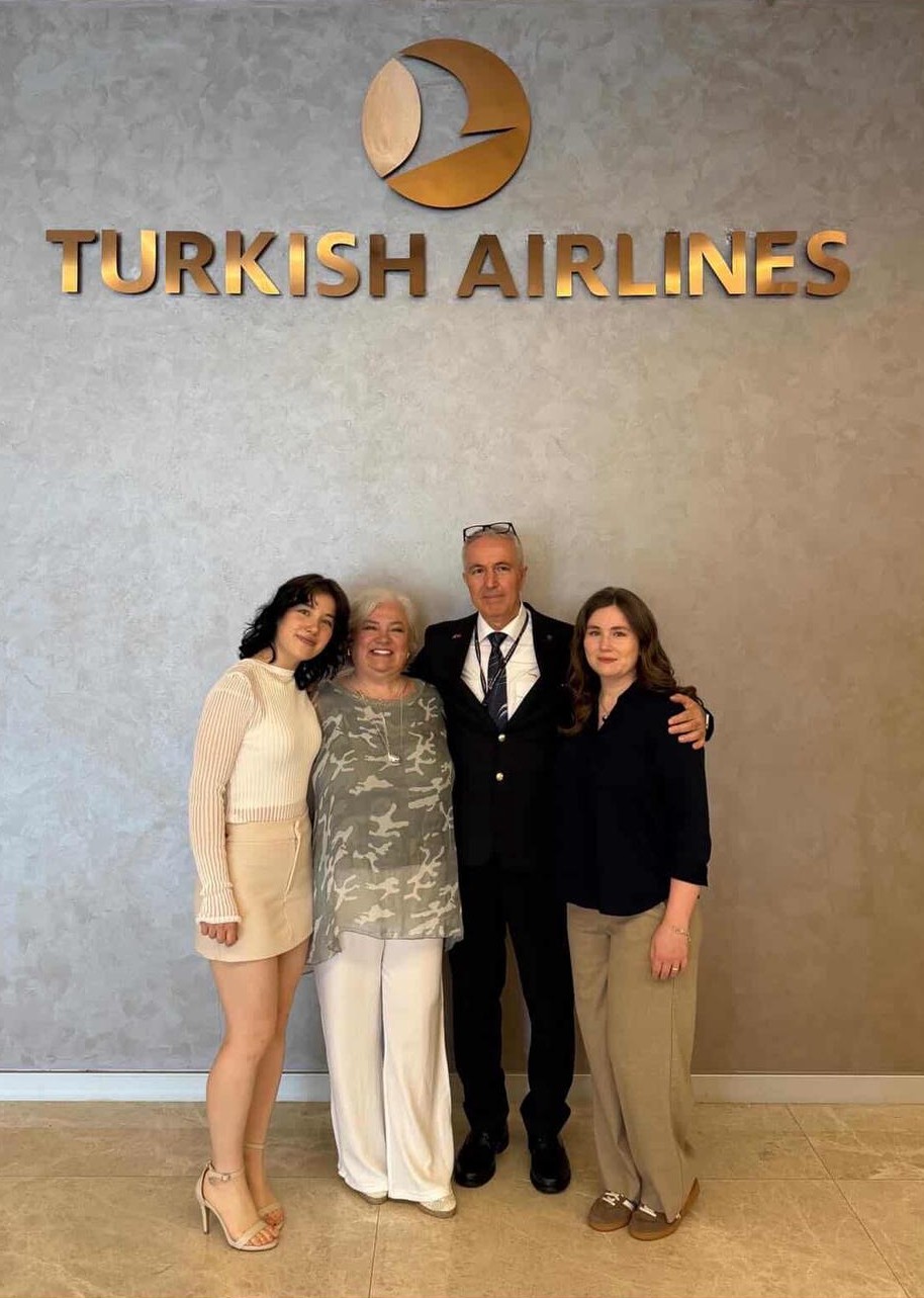 Kaptan Pilot Mehmet Ali Eğrioğlu THY'deki son uçuşu sonrası emekli oldu 4 IMG 20260601 WA00172