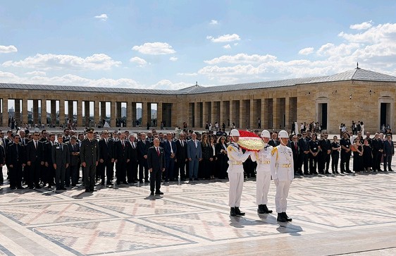 TAV Güvenlik’ten Anıtkabir’e Özel Güvenlik Haftası ziyareti 3 Screenshot 20260624 1425112