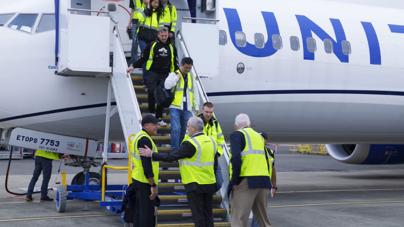 737 10 completes image 2 e1785283124849