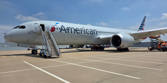 American-Airlines-787-9