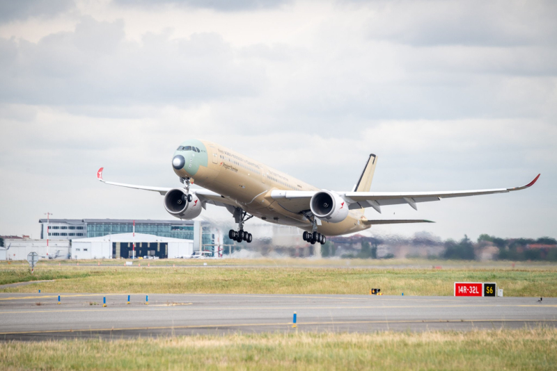 Airbus 23 Temmuz'daki A350-1000LR ile 22 saatlik rekor test uçuşuna hazırlanıyor 1 HNlam8abwAAysN6 e1784458397869