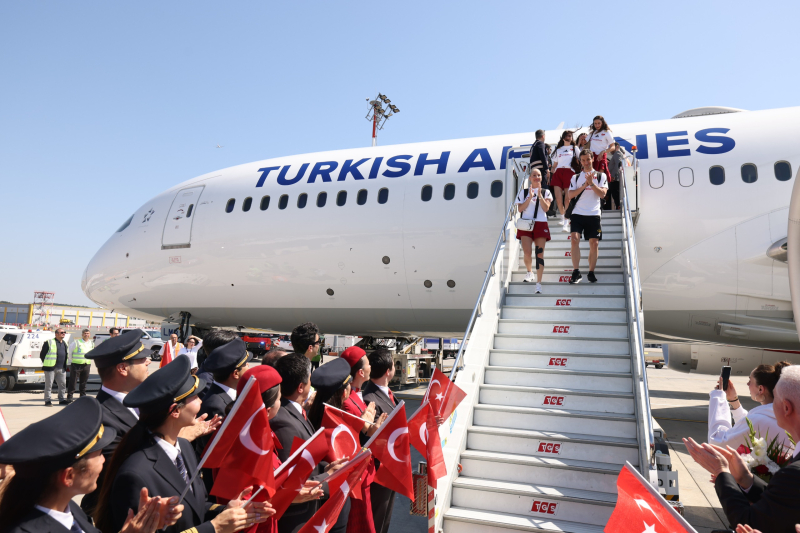THY kaptan pilotundan uçakta File'nin Sultanları'na anlamlı anons 1 IMG 20260727 WA0002 e1785163662550