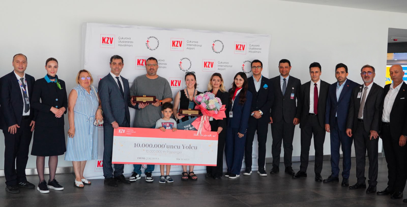 Çukurova Havalimanı'nın AJet'le gelen 10 milyonuncu yolcusu törenle karşılandı 1 IMG 1659 scaled e1783080246836