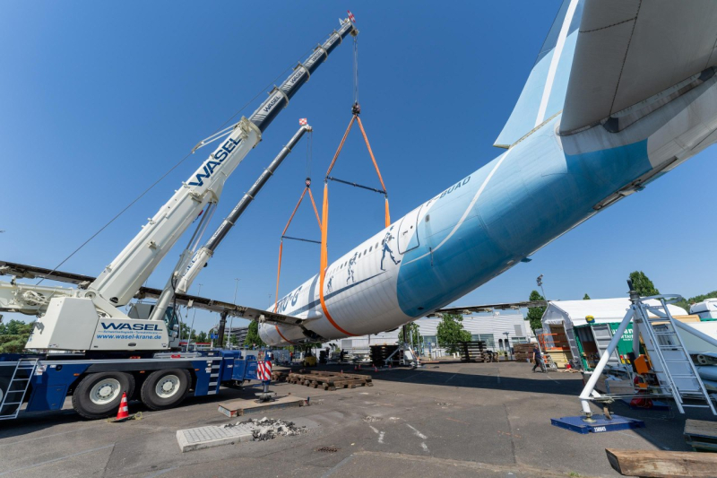 Köln'de tarihi Airbus 300 prototipi sökülüyor 4 IMG 20260717 201804 999 e1784309967515