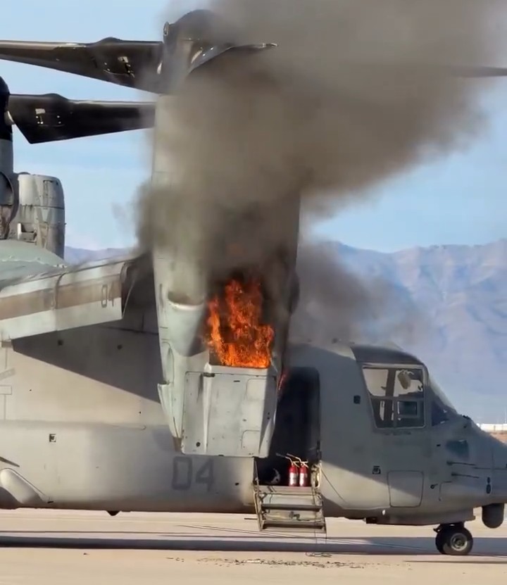 ABD Deniz Piyadelerine ait MV-22B Osprey eğitim sırasında alev aldı 1 Screenshot 20260721 2323012