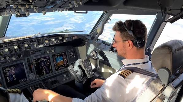 737
