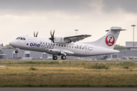 JAL-ATR-42-600-HAC-Oneworld-24111401-768x512