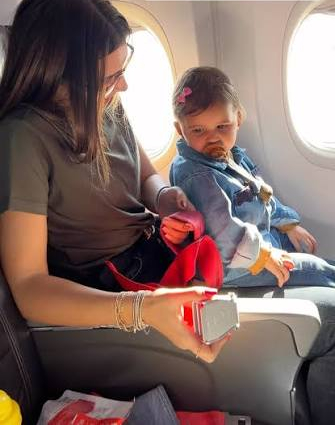 Aeroflot emniyet kemeri takmamakta ısrar eden çocukları aileleriyle uçaktan indirecek 1 foto e1787047346117