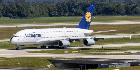 lufthansa-airbus-a380-800-airplane-at-munich-airport-in-germany