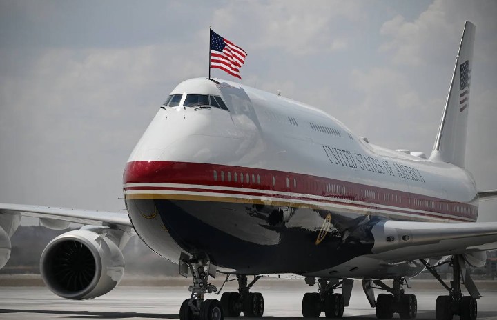Trump’ın Türkiye’den ayrılışında gizli uçuş operasyonu ortaya çıktı 1 trump 4