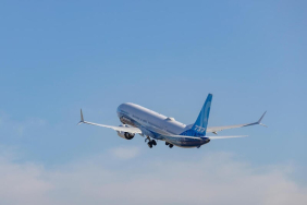 boeing_737-10_4