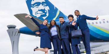 Alaska-Airlines-crew