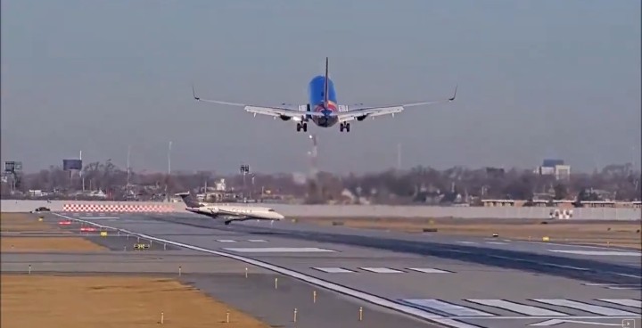 Southwest pilotlarının faciayı önleyen manevrası gündem oldu 1 Screenshot 20261010 2201182