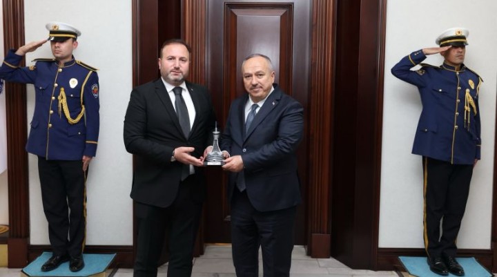 DHMİ Genel Müdürü Çakmak emniyet yetkilileriyle görüştü 1 Screenshot 20261024 1538112
